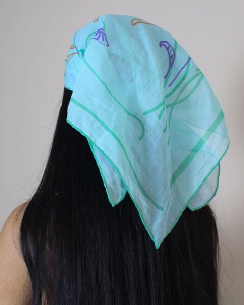 Dance of Spirits - Pamuk Fular