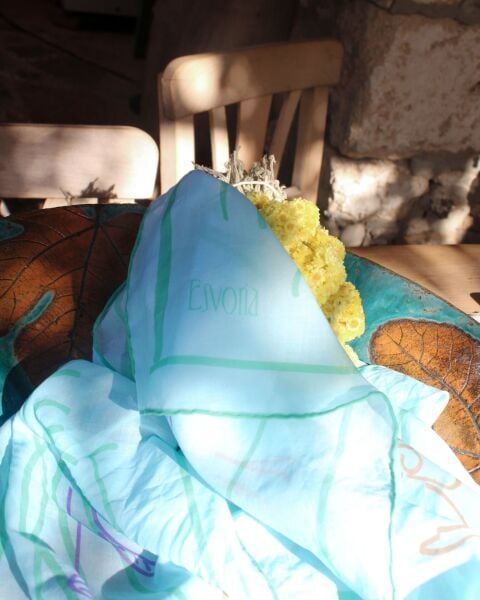 Dance of Spirits - Pamuk Fular